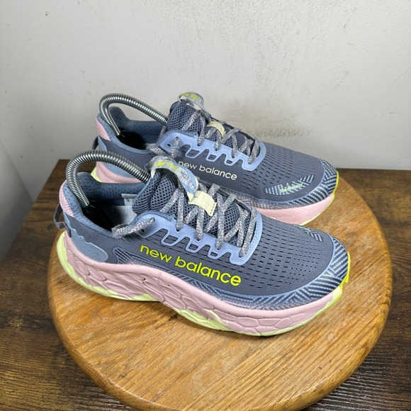 New Balance Women's Fresh Foam X More Trail v3 Shoes Gray Size 8 WTMORCC3 - Picture 1 of 8